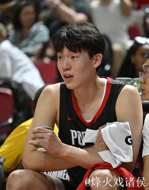 杨瀚森关键篮板制胜，混音队116:110力克斯托克顿国王