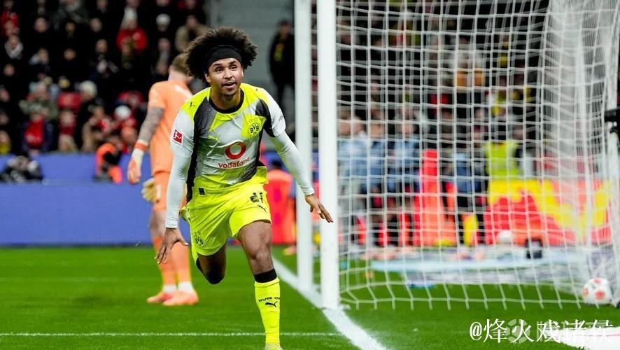 阿德耶米破门时，多特22胜5平保持不败